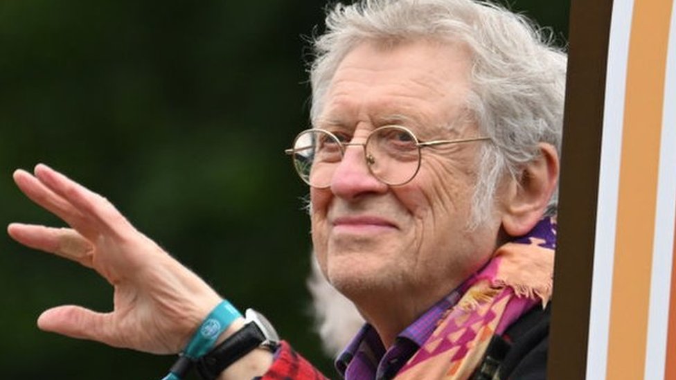 Noddy Holder's wife Suzan shares update after singer's 'horrifying' cancer  diagnosis