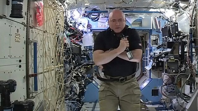 Scott Kelly I Could Spend Another Year In Space Bbc News
