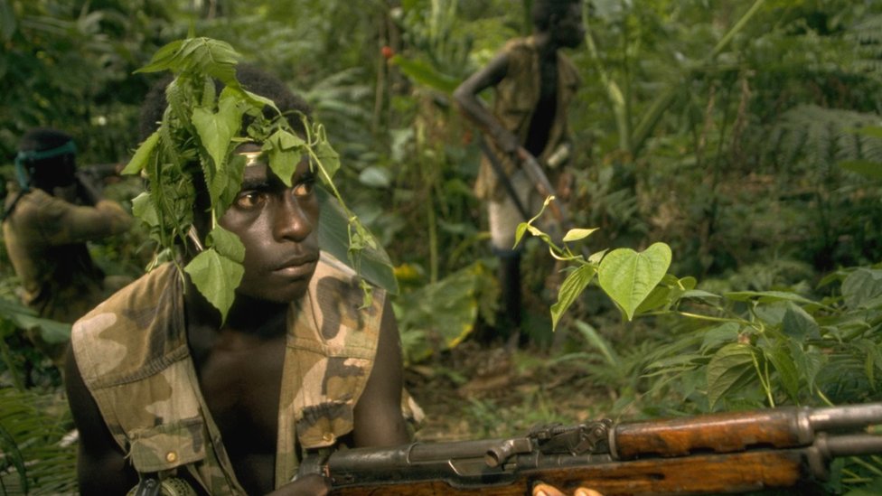 Combatiente durante la guerra en Bougainville