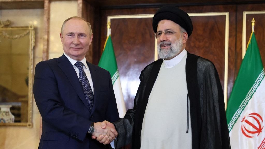 Ukraine war: Growing Russia-Iran ties pose new dangers - BBC News