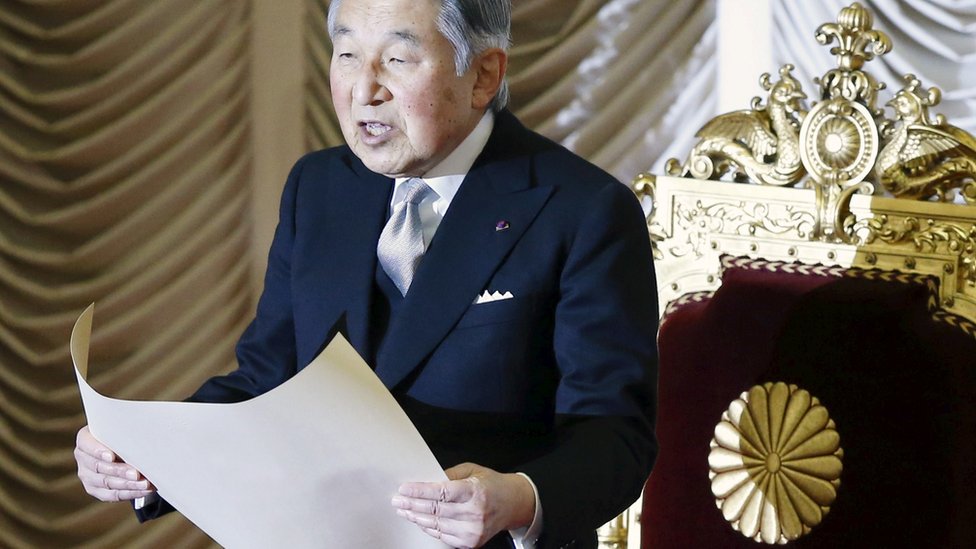 Japan's Emperor Akihito: Ten things you may not know - BBC News