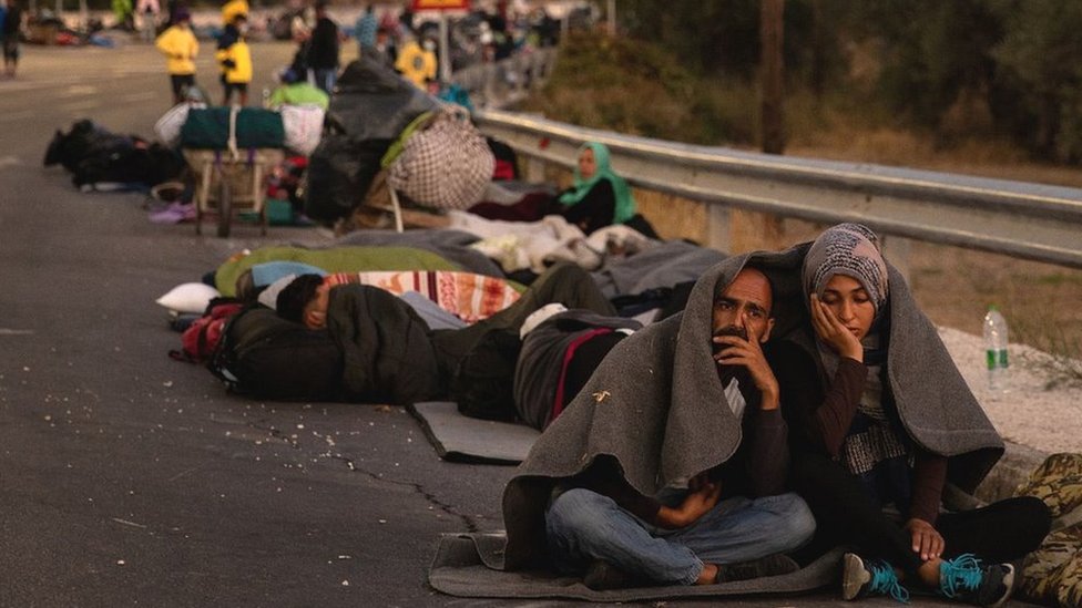 Moria Migrants: Greek Ships to Help Shelter 13,000 After Fire