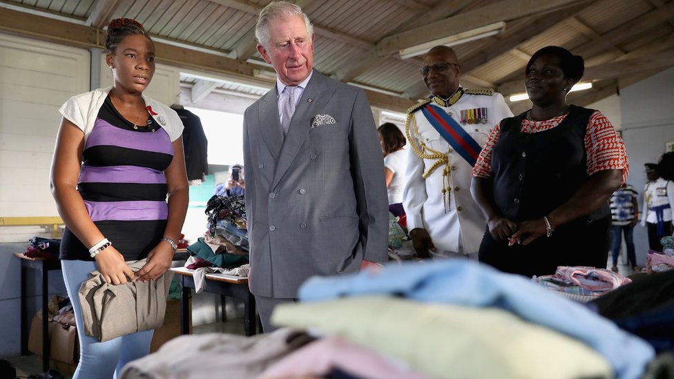 Принц Чарльз в гостях у выживших после урагана на Антигуа