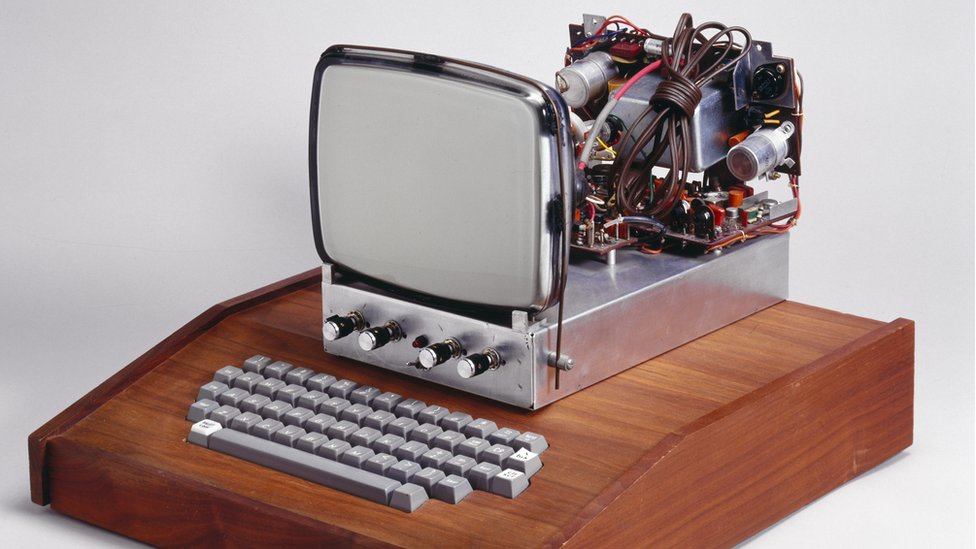 Apple-I: cómo era el primer modelo de computadora fabricado por Apple (que  acaba de venderse por US$) - BBC News Mundo