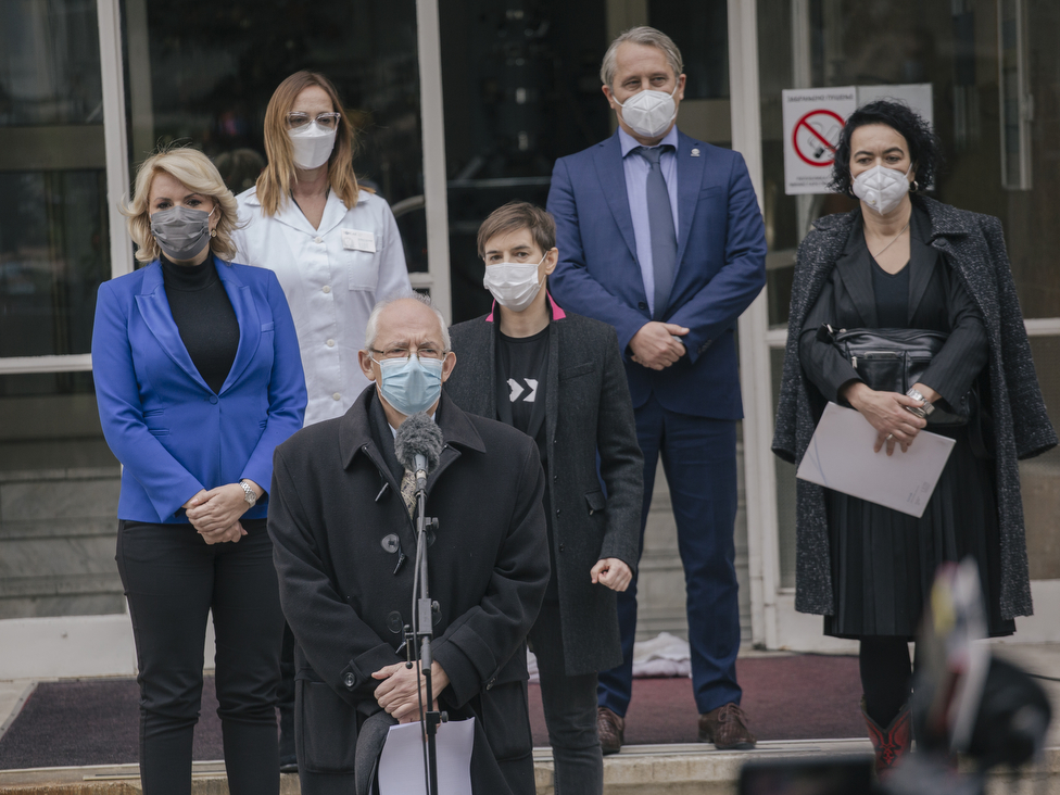 vakcine, Brnabić, Kisić
