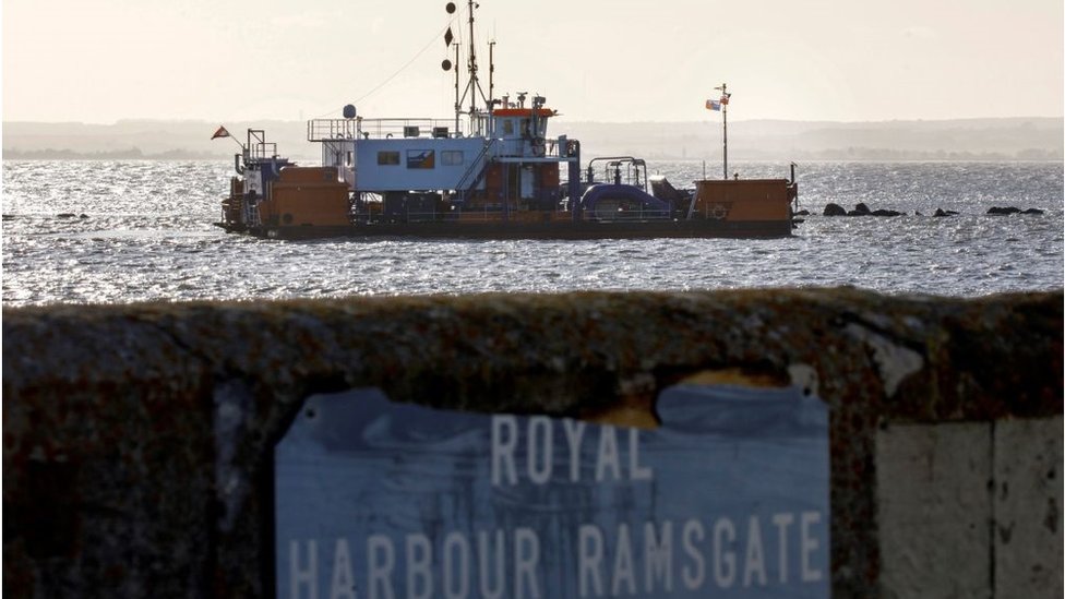Brexit: Seaborne Freight no-deal ferry contract scrapped