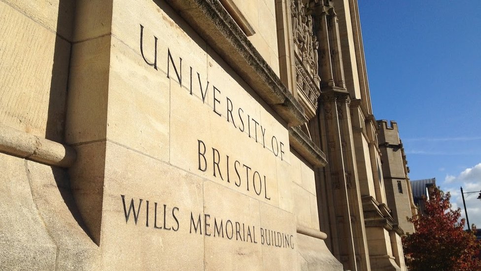 Бристольский университет