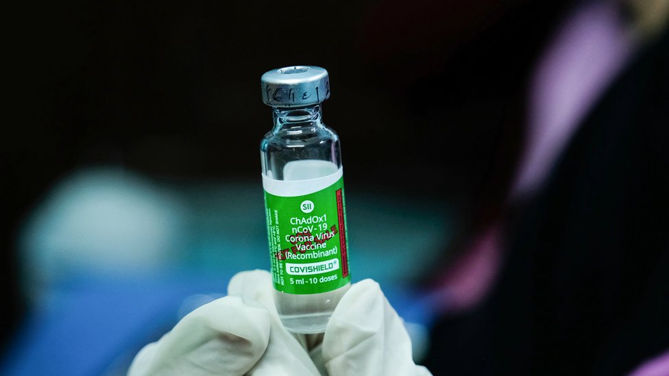 Oxford aşısının Hindistan'da üretilen dozları, ülkede kullanılan iki aşıdan birisi.