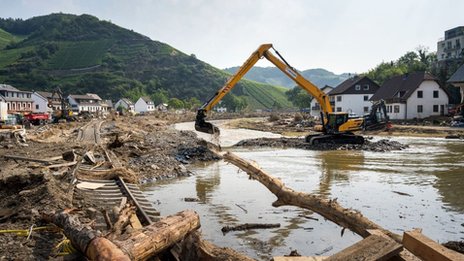 Climate change: Europe's extreme rains made more likely by humans