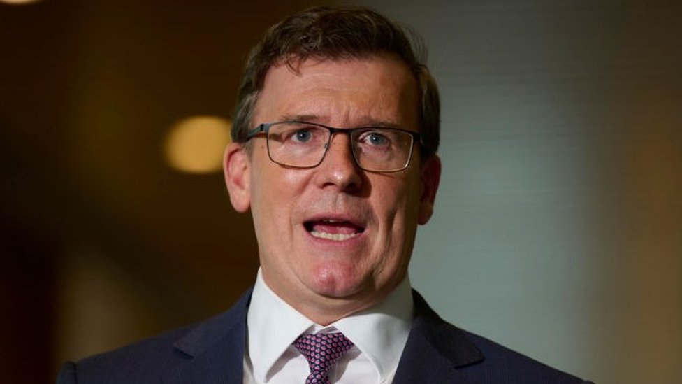 Alan Tudge: Australia minister stood aside over 'abusive' affair allegations