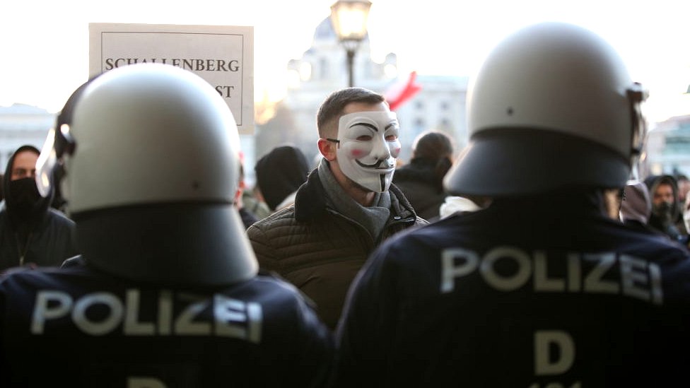 Avrupa'da Covid protestoları: Kimler katılıyor, hangi görüşlerden etkileniyorlar?