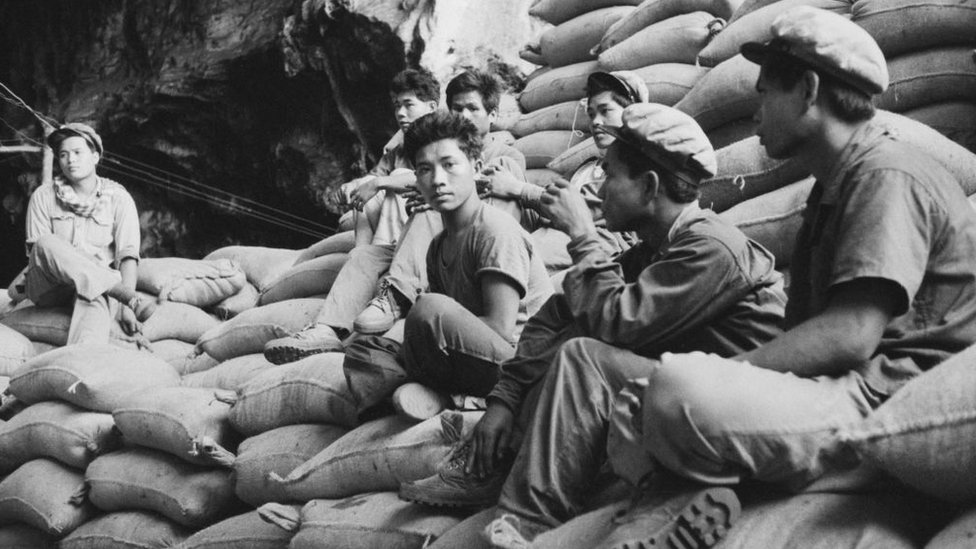 Milicianos de la guerrilla de Pathet Lao, fotografiados a inicios de la década de 1970.