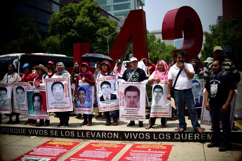 Manifestación por los estudiantes desaparecidos en Ayotzinapa