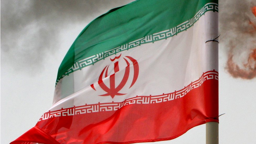 علم إيران