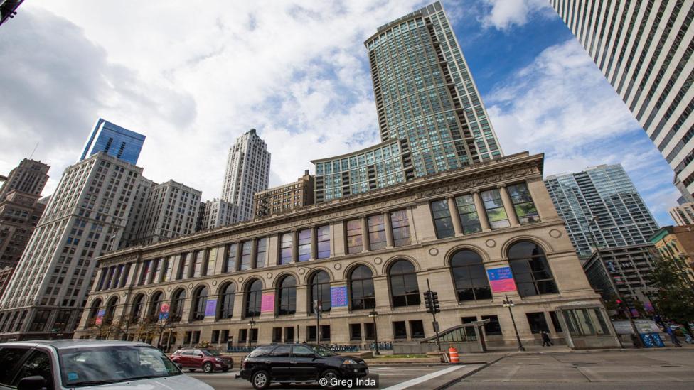 Se puede acceder al Pedway a través de las partes subterráneas de edificios icónicos como el Centro Cultural de Chicago (Crédito: Greg Inda) The Pedway