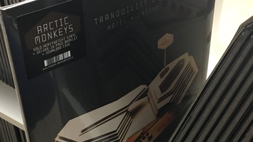 Arctic Monkeys Album Fastest Selling On Vinyl In 25 Years c News