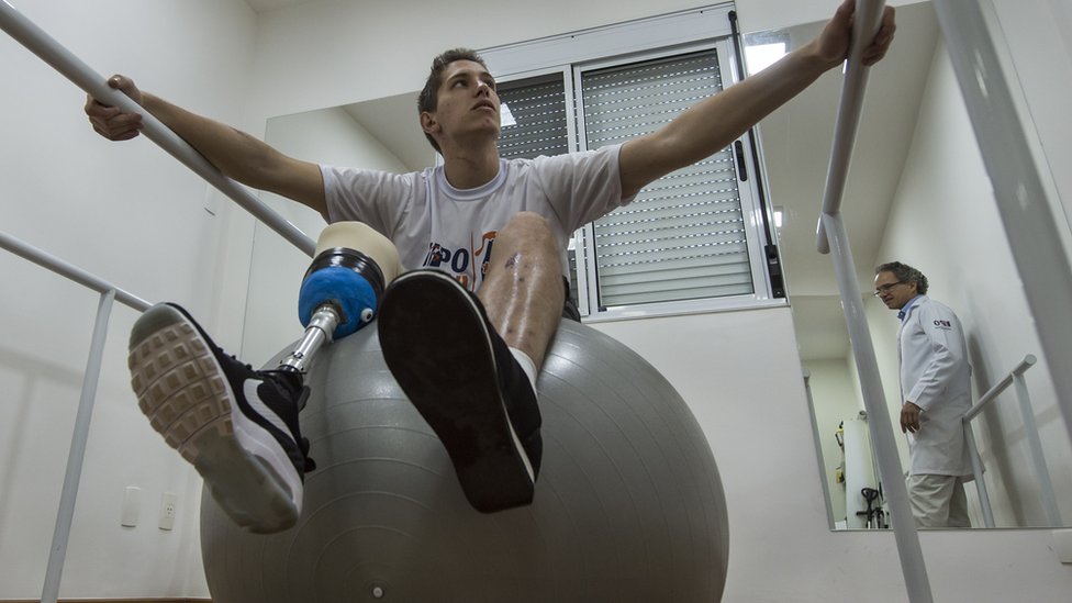 Para Follmann fue más importante seguir con vida que perder una pierna y su carrera como futbolista profesional. Jakson Follmann