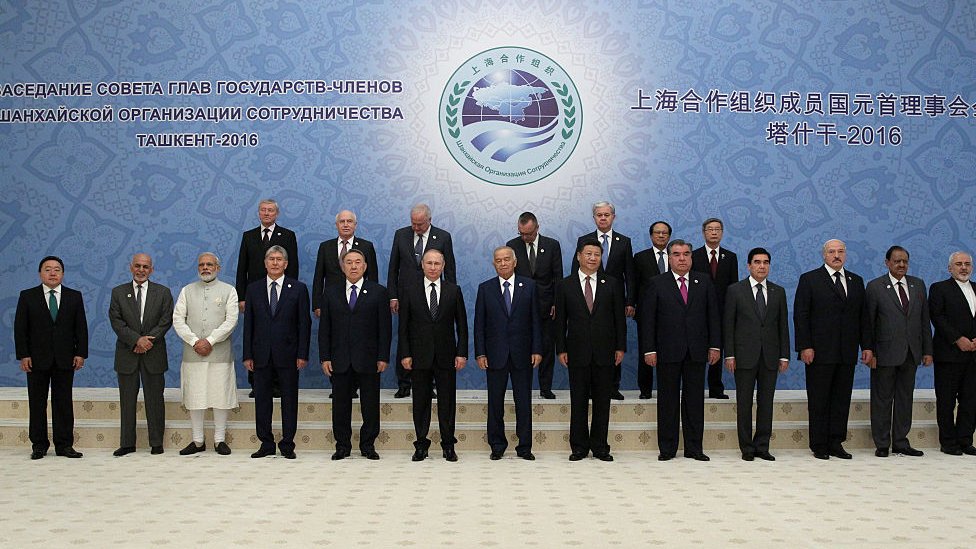 زعماء وقادة الدول خلال حضورهم لقمة المنظمة في عام 2016 التي عقدت في مدينة طشقند عاصمة ازبكستان