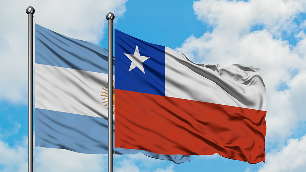 Banderas de Argentina y Chile