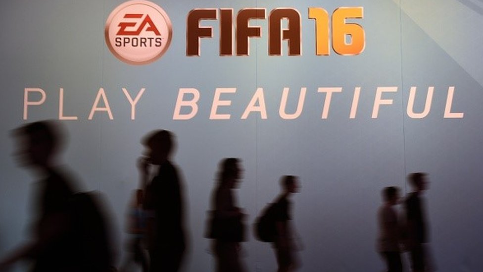 Реклама футбольного матча FIFA 16