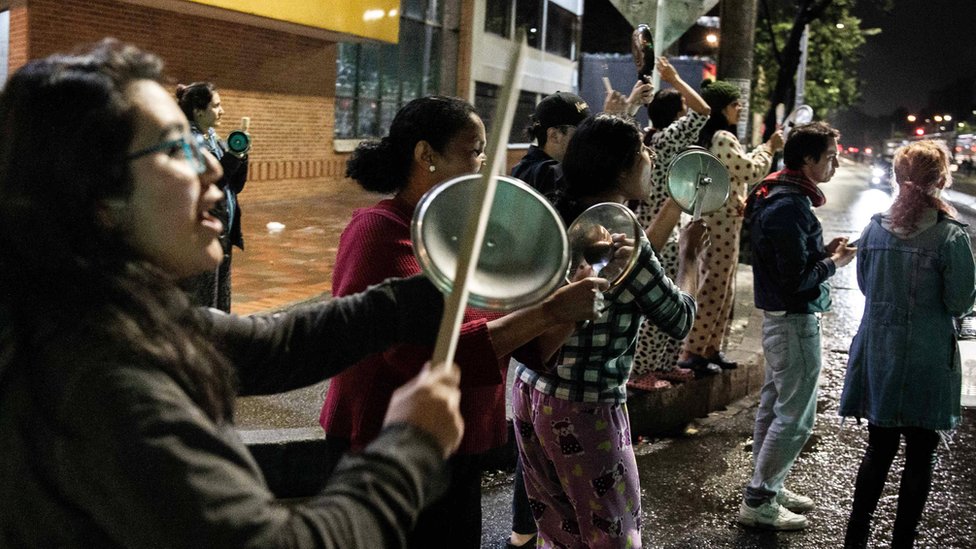 Cacerolazo en Bogotá Cacerolazo en Bogotá