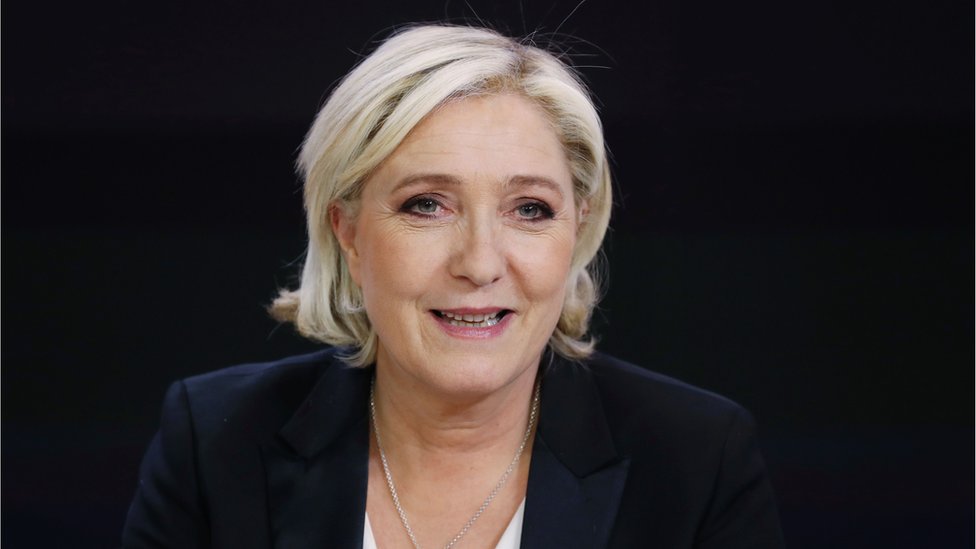 Marine Le Pen thôi lãnh đạo đảng - BBC News Tiếng Việt