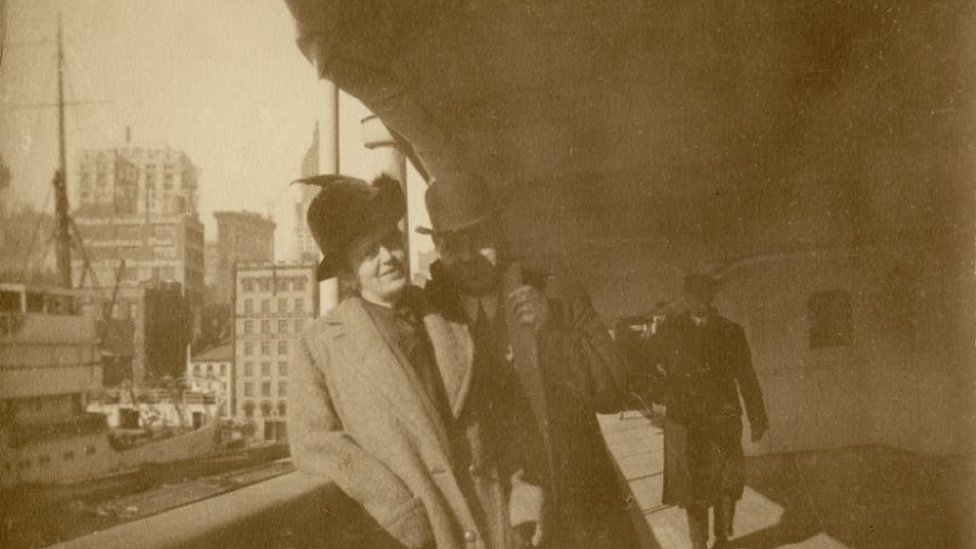 Oscar Holverson, aquí con su esposa Mary, fue un exitoso empresario estadounidense. (Foto: Henry Aldridge & Son) Oskar Holverson y su esposa Mary (Foto: Henry Aldridge & Son)