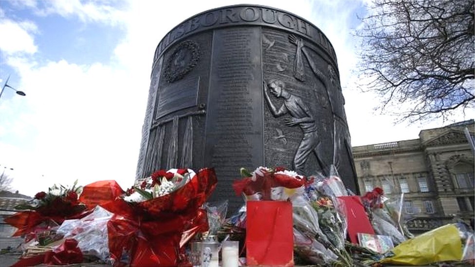 Мемориал жертвам катастрофы в Хиллсборо, Ливерпуль