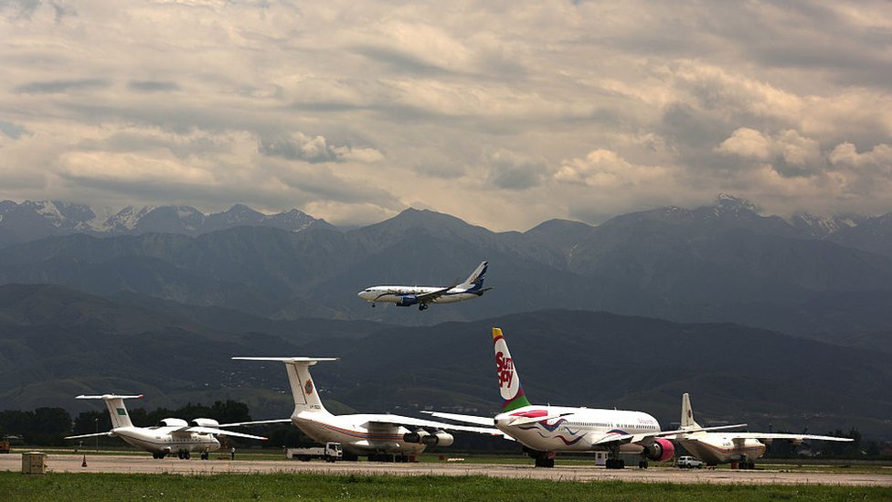 Aeropuerto de Almaty.