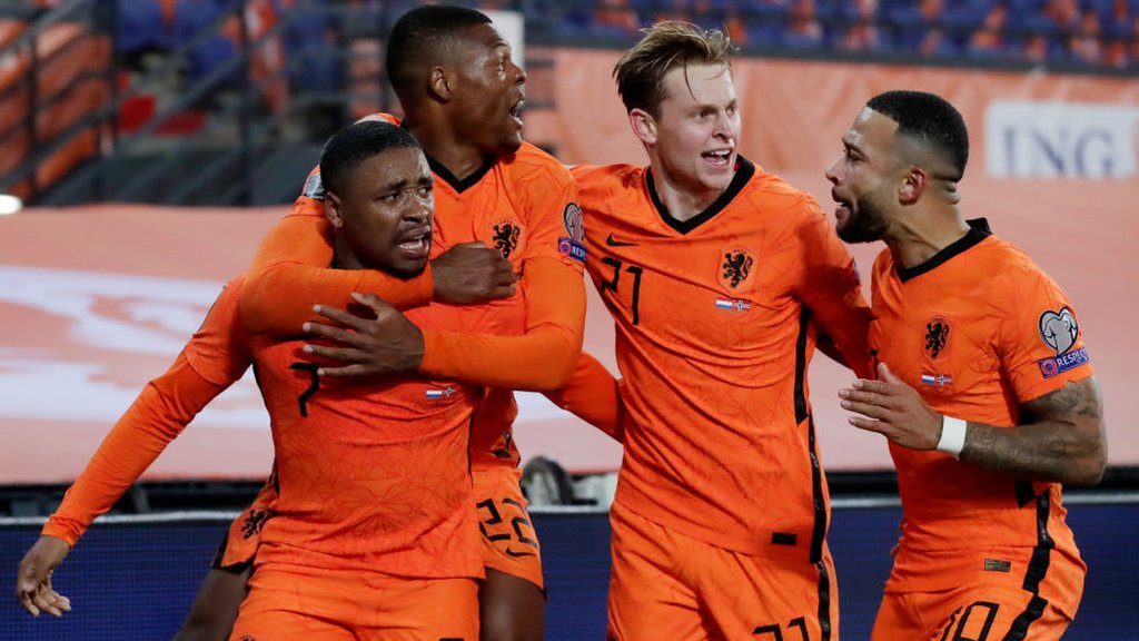 Netherlands 2-0 Norway: Dutch book place at World Cup as Norway fall short