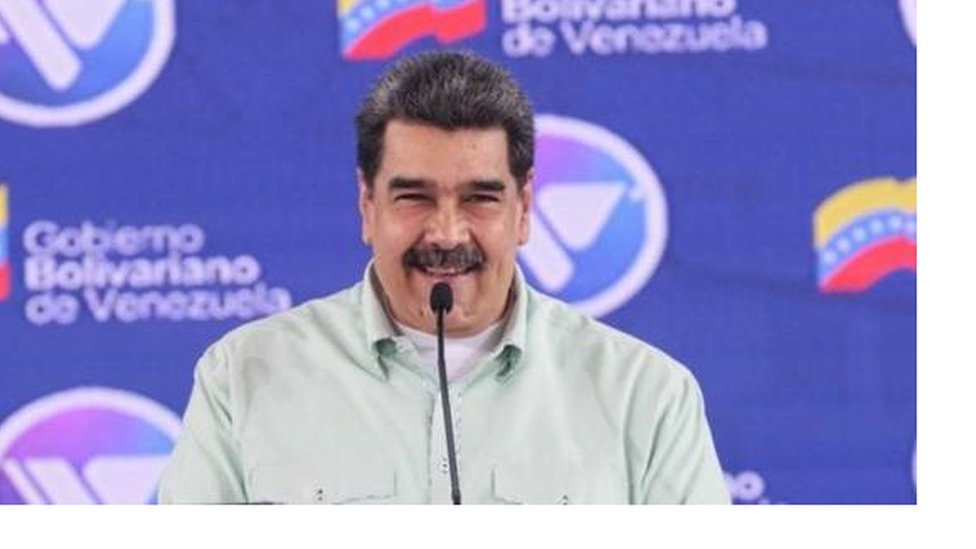 Nicolas Maduro sorridente