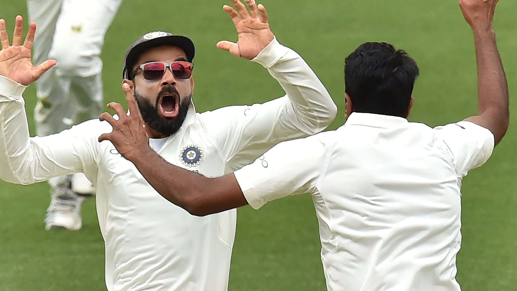 India clinch dramatic win in Australia