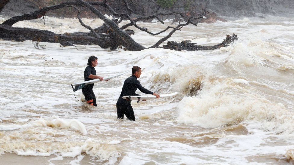 Cyclone Gabrielle: New Zealanders forced to swim to safety in floods