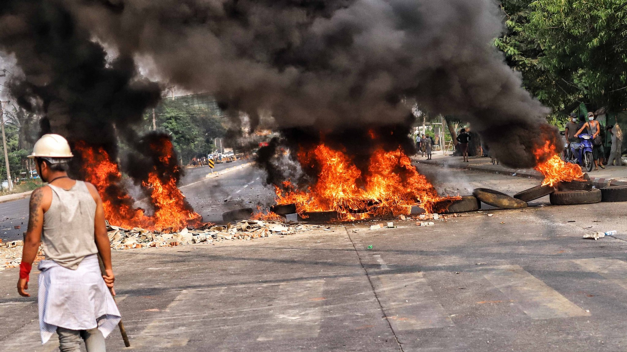 Myanmar protests: Demonstrators killed in bloody Yangon crackdown