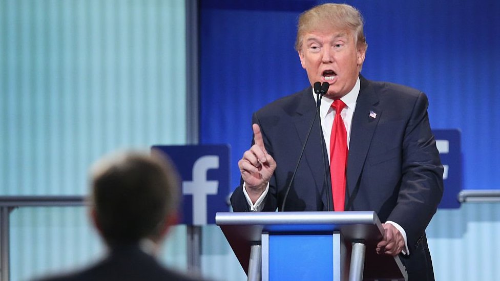 Trump usó las redes sociales para llegar al poder y sus nuevas decisiones presidenciales están dando más fuerza a las empresas con los datos de los ciudadanos. Donald Trump