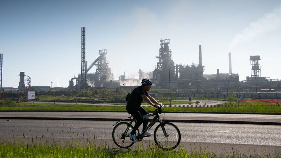 Tata Steel: Port Talbot steelworks gets £500m by UK government - BBC News