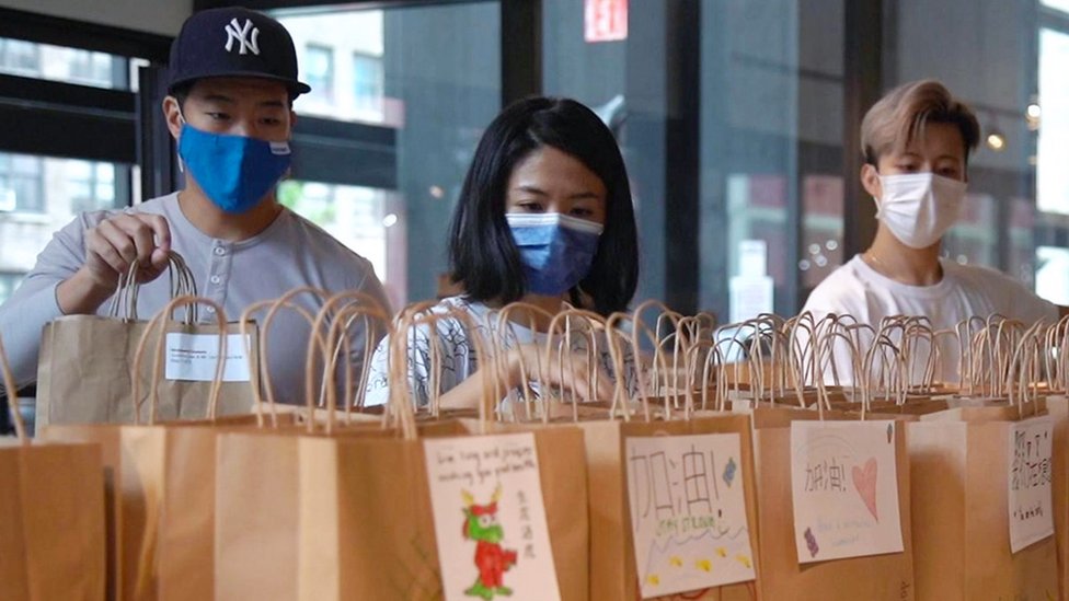 Helping Chinatown's elderly during the pandemic