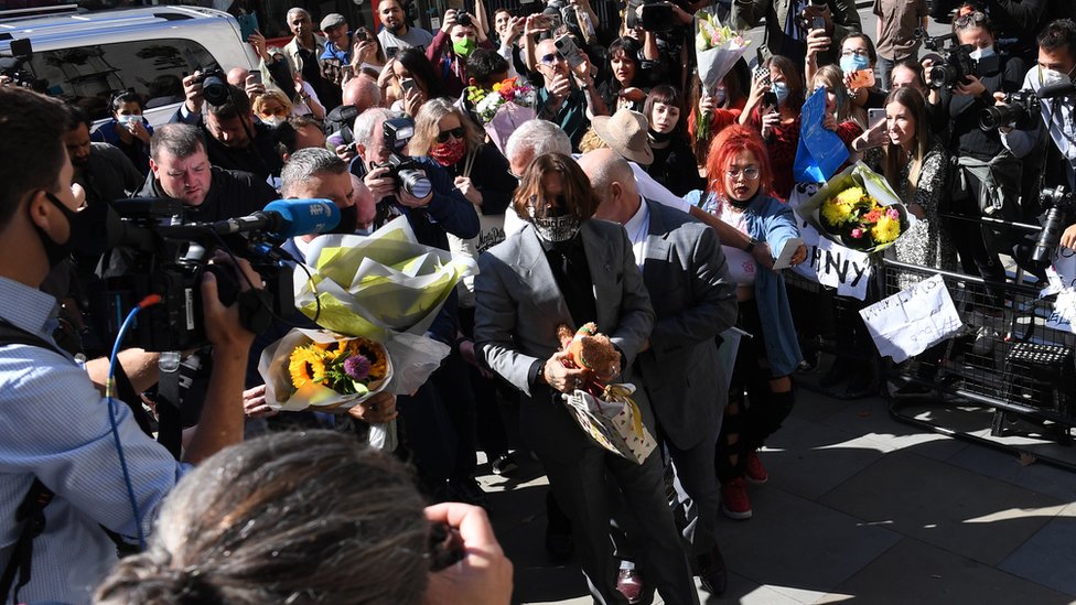 Johnny Depp arriving at the Royal Courts of Justice