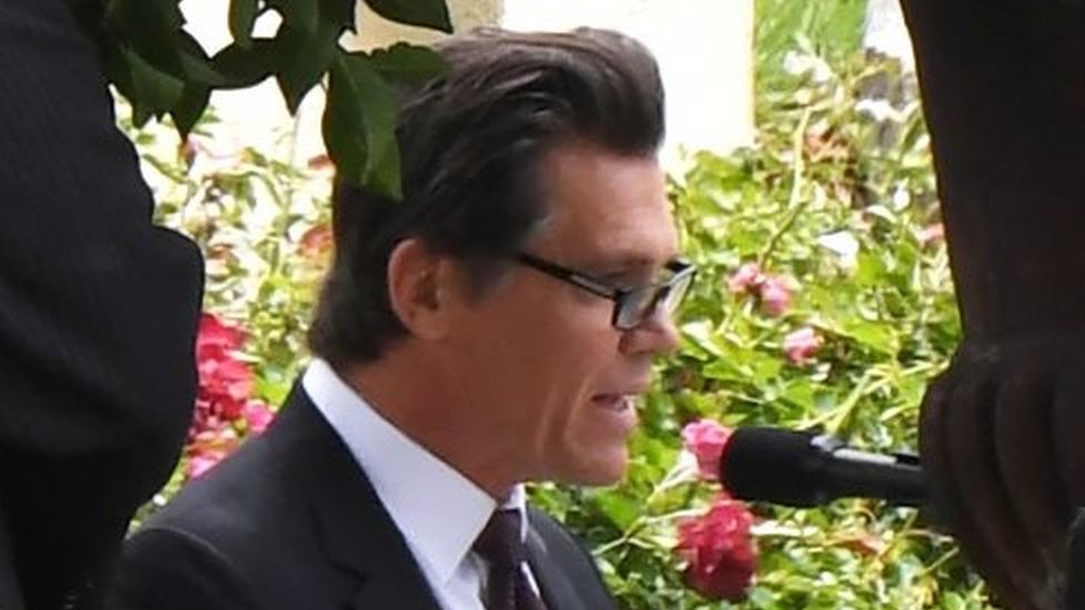El actor Josh Brolin leyó una elegía durante la ceremonia fúnebre. Josh Brolin