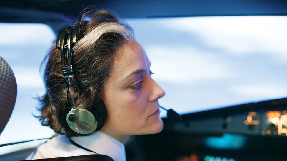 Mujer piloto