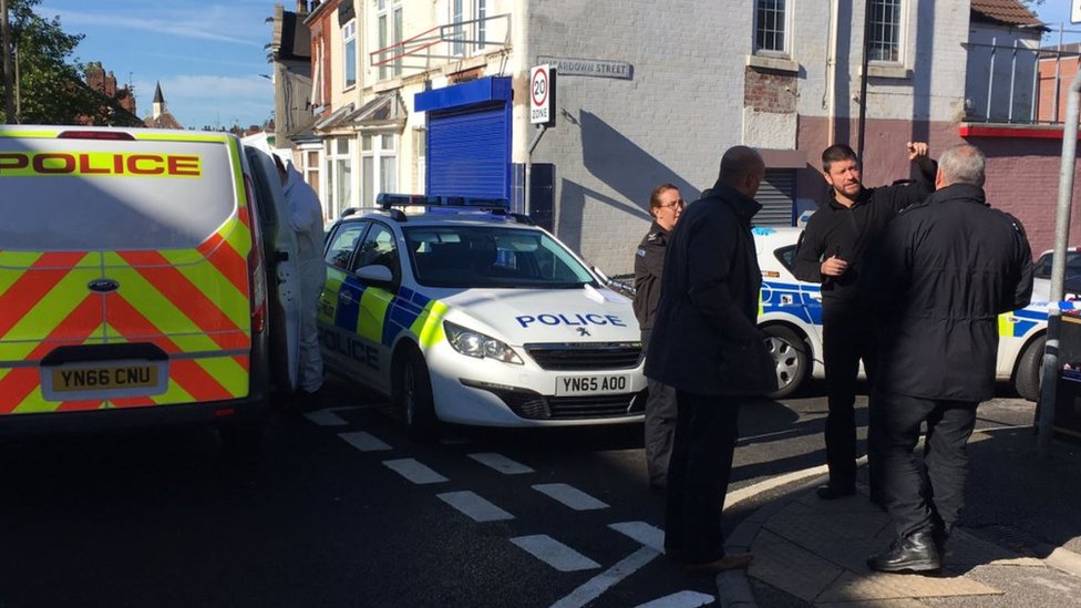 Arrests As Policeman Seriously Hurt In Doncaster Attack - BBC News