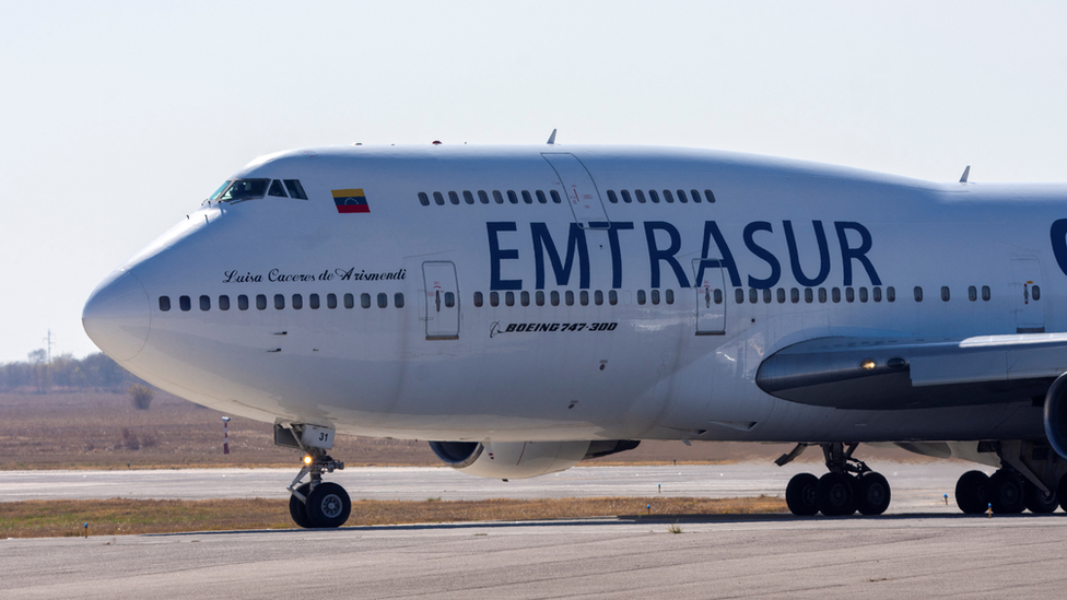 Avión de Emtrasur retenido en Argentina.