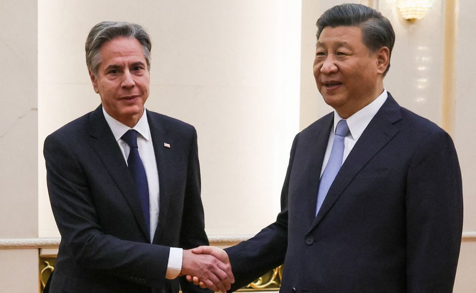 US Secretary of State Antony Blinken (L) shakes hands with China's President Xi Jinping at the Great Hall of the People in Beijing on June 19, 2023.