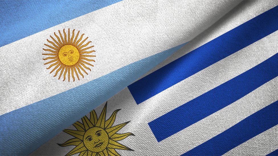 Banderas de Uruguay y Argentina
