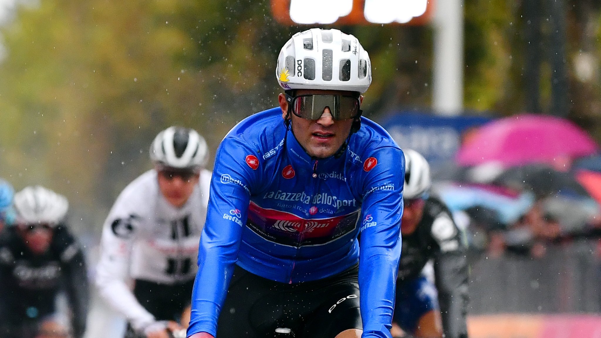 Giro d'Italia: EF Pro Cycling calls for race to end early amid coronavirus fears