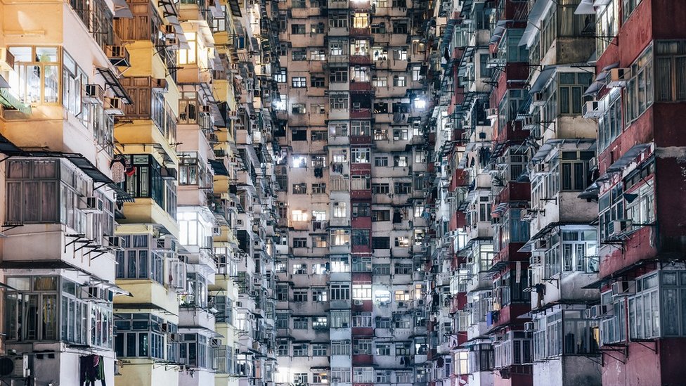 Aglomeración de viviendas en Hong Kong, China.