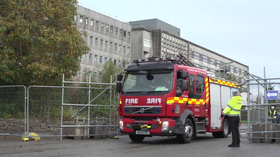 Пожарная машина в Королевской больнице Корнуолла