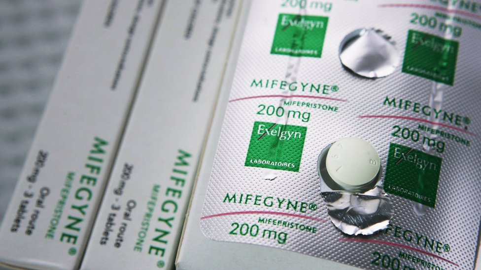 Препарат для прерывания беременности Мифепристон