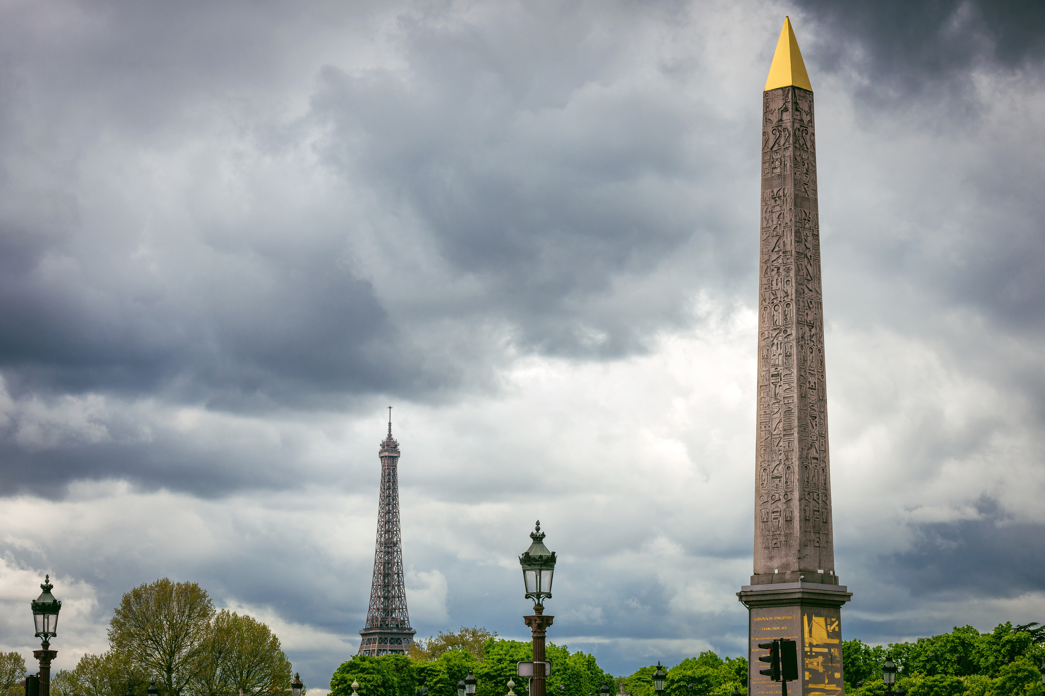 مسلة الأقصر في ميدان الكونكورد في باريس