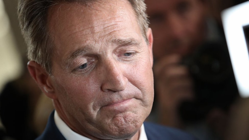 Flake lanzó una fuerte crítica a Trump para anunciar que no se presentará a las elecciones el próximo año. Jeff Flake